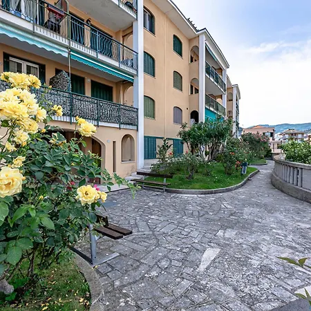 Apartment La Dimora Della Lullu, Luxury