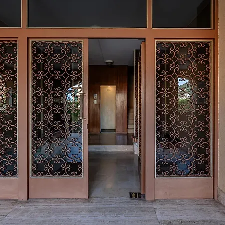 La Dimora Della Lullu, Luxury بيترا ليغوري