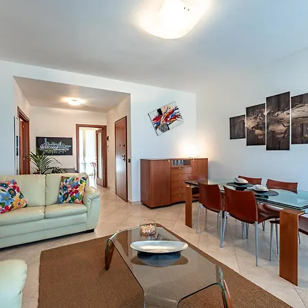 La Dimora Della Lullu, Luxury Apartment *