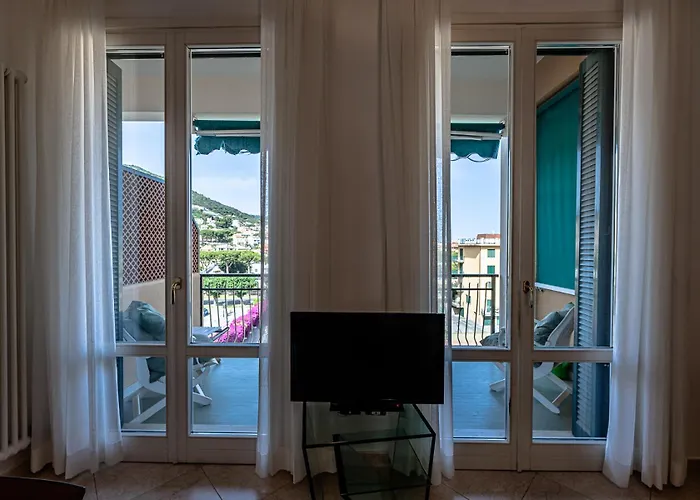 La Dimora Della Lullu, Luxury Pietra Ligure