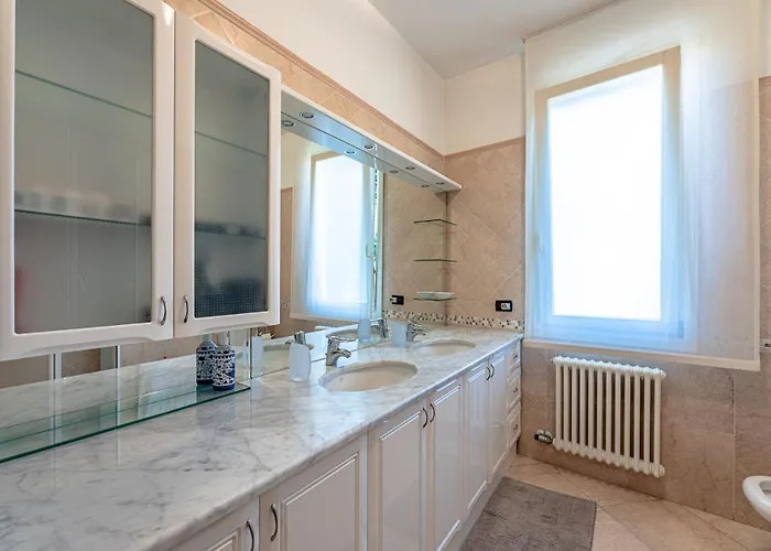 La Dimora Della Lullu, Luxury Apartman Pietra Ligure